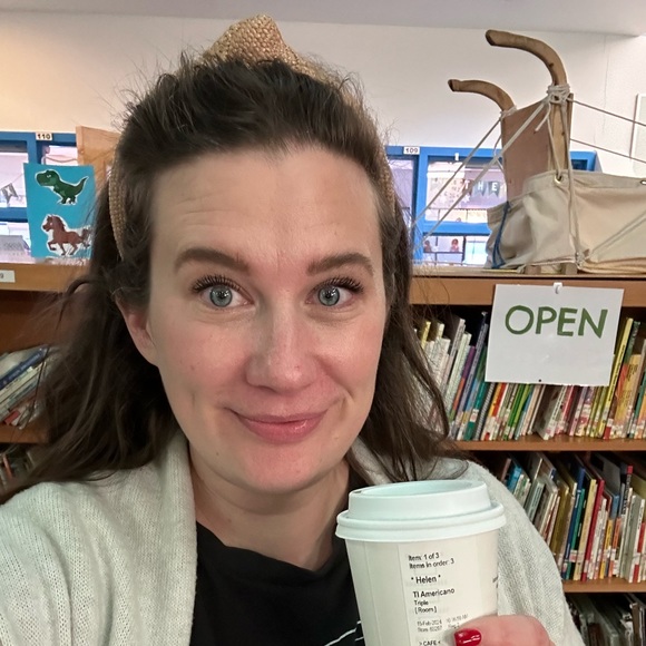 Meet your Posher, Sarah - Picture 1 of 1